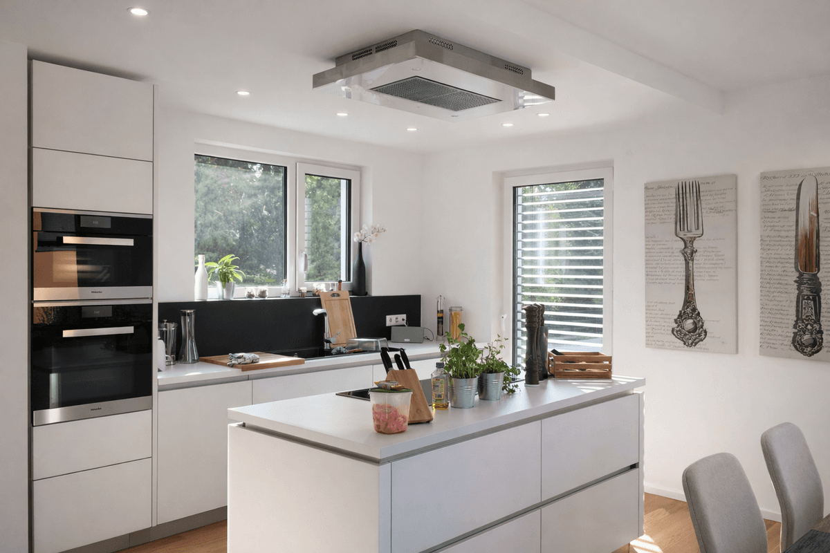 Offene Küche mit reduzierter Gestaltung